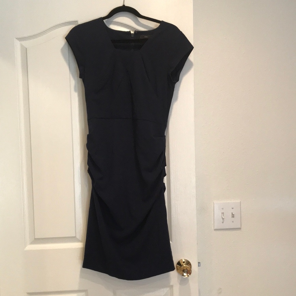 BCBG MAXAZRIA navy fitted dress